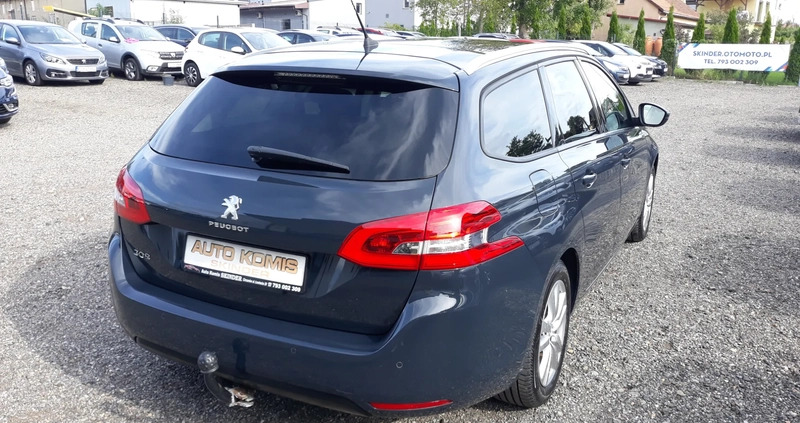 Peugeot 308 cena 41999 przebieg: 186000, rok produkcji 2020 z Trzemeszno małe 211